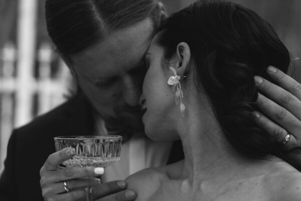 intimes Portrait des Hochzeitspaares