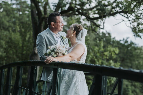 Hochzeitspaarshooting in Lüneburg an der Ilmenau